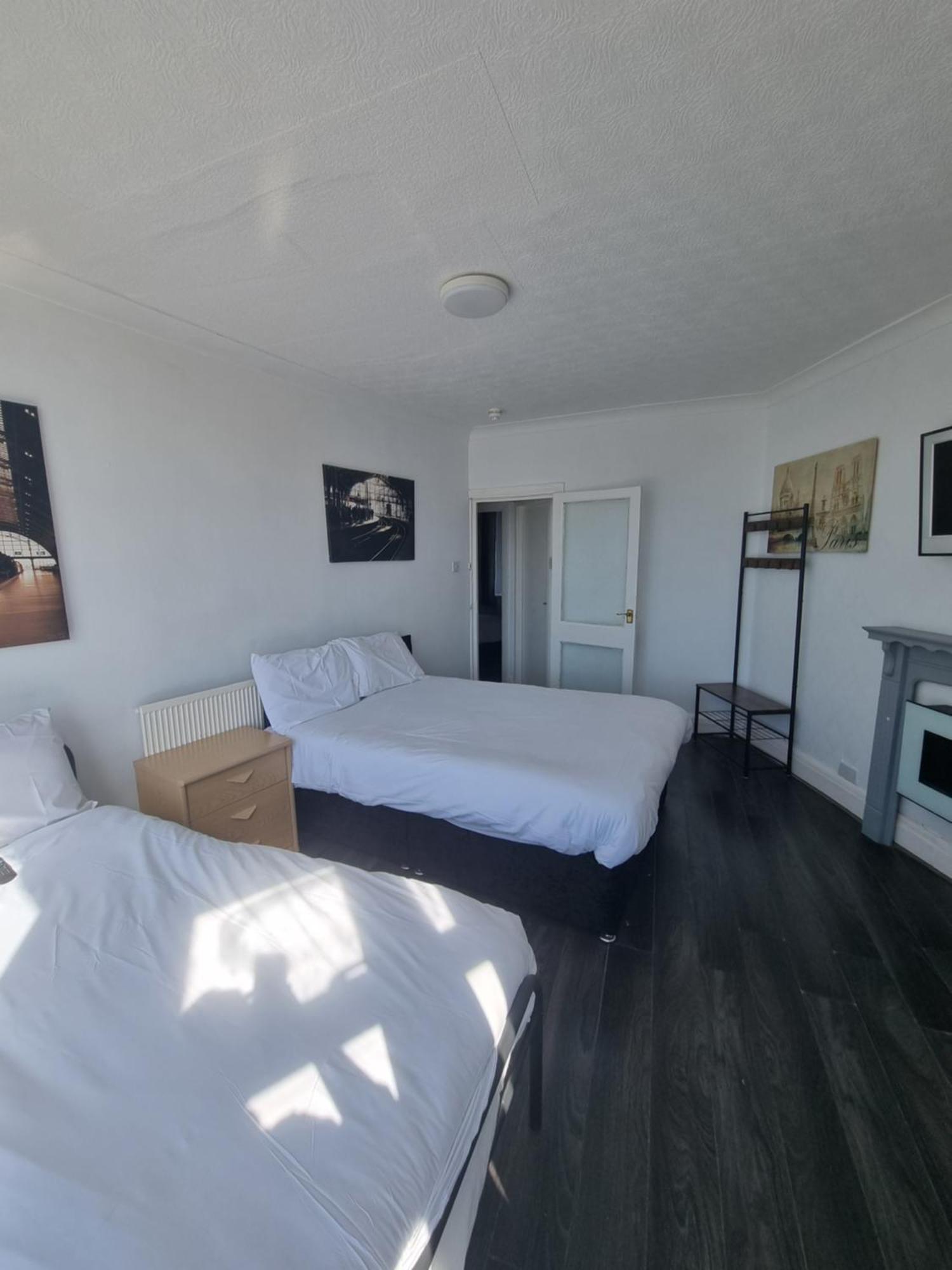 Henson Hotel Pleasure Beach Blackpool Rum bild