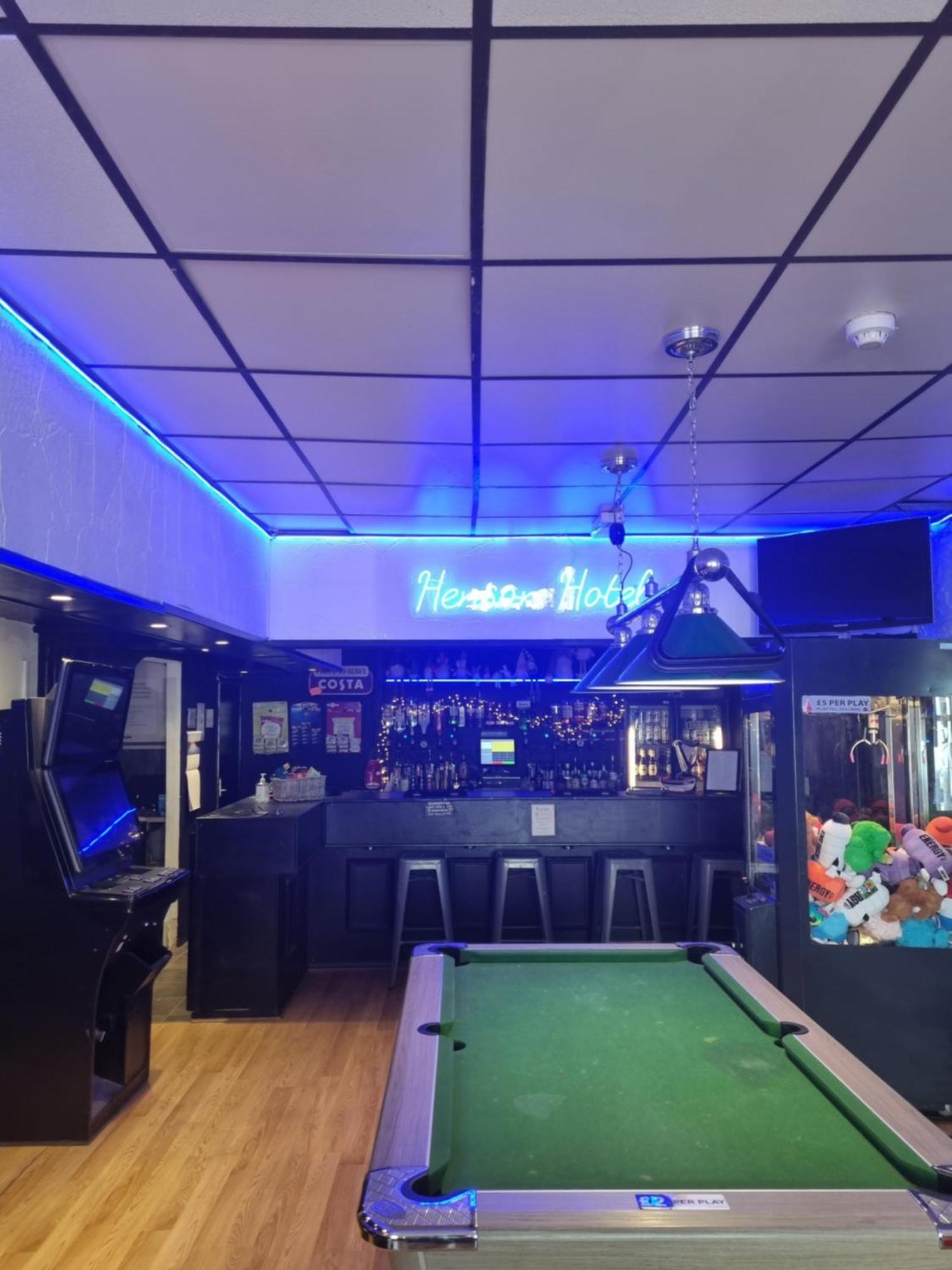 Henson Hotel Pleasure Beach Blackpool Exteriör bild